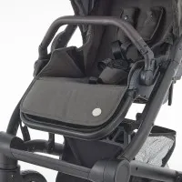 ПАКЕТ Mutsy NIO Pine Green Шаси със седалка + Кош за новородено