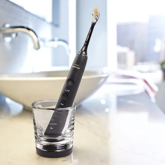 Philips Sonicare Звукочестотна четка за зъби Diamond Clean 9000, HX9911/17 черна