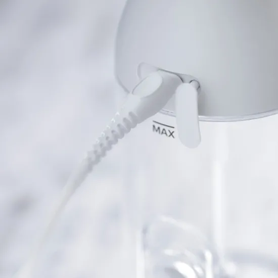 Philips Sonicare Орален душ Power Flosser 3000 Interdental и Електрическа четка за зъби Diamond Clean, серия 9000, бяла HX3886/41