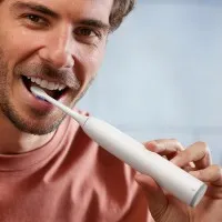 Philips Sonicare series 6500 Електрически звукови четки за зъби HX7419/01 бяла и черна с калъф Philips Sonicare комплект четки за зъби HX7419/01 серия 6500, бяла и черна с калъфи
