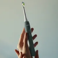 Philips Sonicare Звукова четка за зъби HX4033/26 серия 3100, зелено