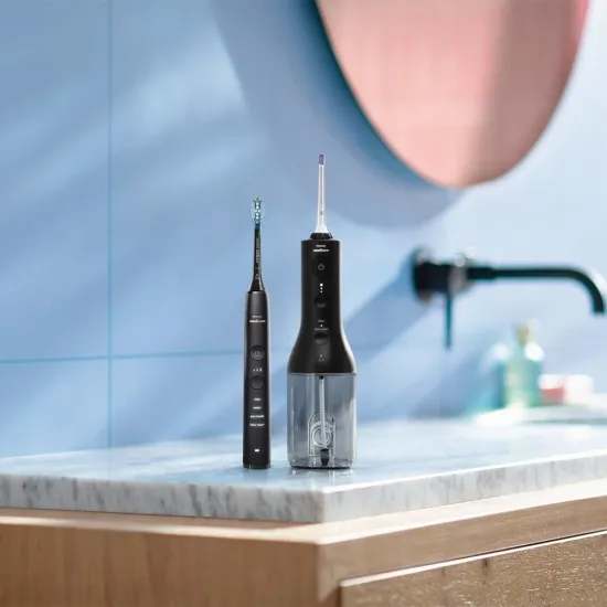 Philips Sonicare Орален душ Power Flosser 3000 Interdental и Звукочестотна четка за зъби Diamond Clean, серия 9000, черна HX3866/43