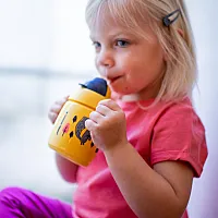 Tommee Tippee SuperStar Неразливаща се чаша със сламка с дръжки 300 мл 6м+, BACSHIELD, жълта